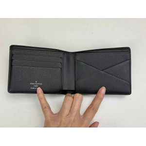 LOUIS VUITTON M61695 MULTIPLE WALLET